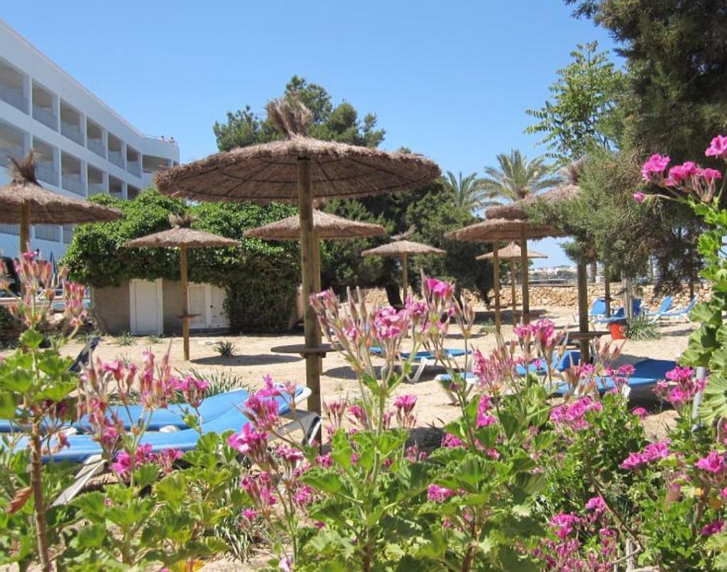 Hotel Ses Savines ซานอันโตนิโอ ภายนอก รูปภาพ